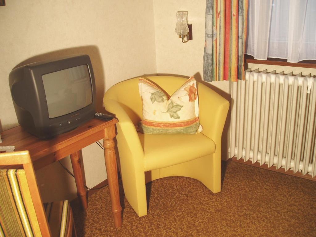 Schwarzwaldhotel / Wolfach Room photo
