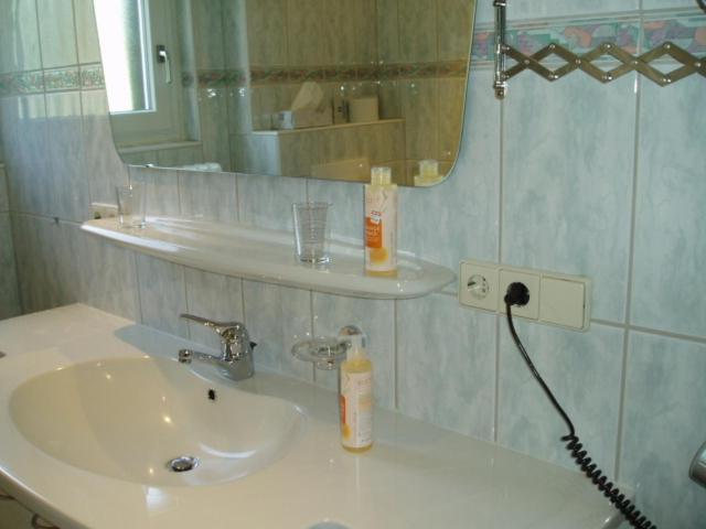 Schwarzwaldhotel / Wolfach Room photo